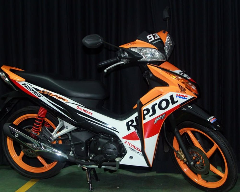 7b06b206-5037-4a51-bb5e-722987796480