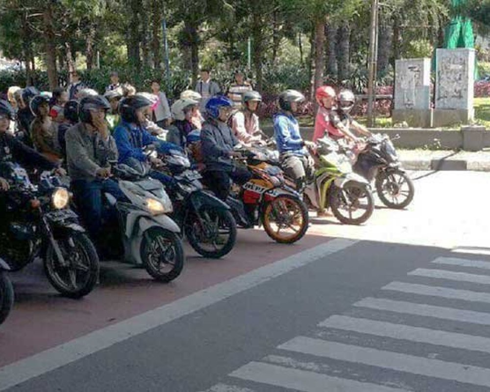 pengedara%20motor82